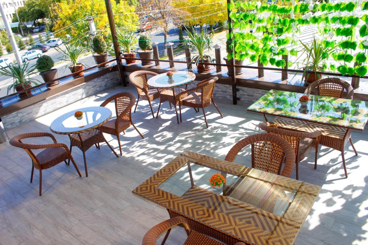 Hotel Taht Tachkent Extérieur photo